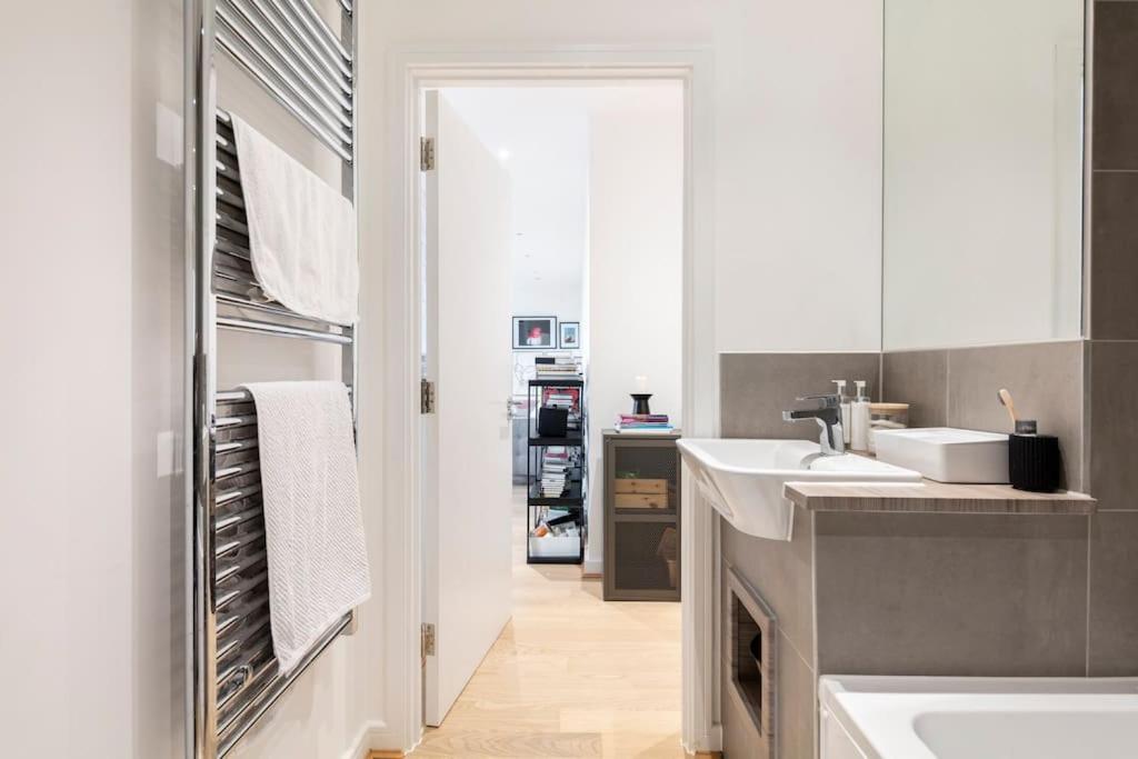 Апартаменты Cozy Flat In Hip East Лондон Экстерьер фото